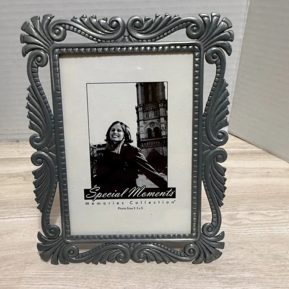 Special Moments Ornate Pewter Gray Scrollwork 3.5x5‎ Picture Frame Memories Coll